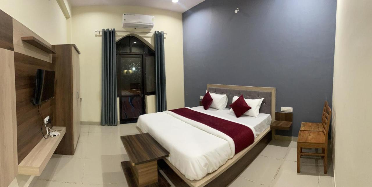 L S Haveli Hotel Пушкар Екстериор снимка