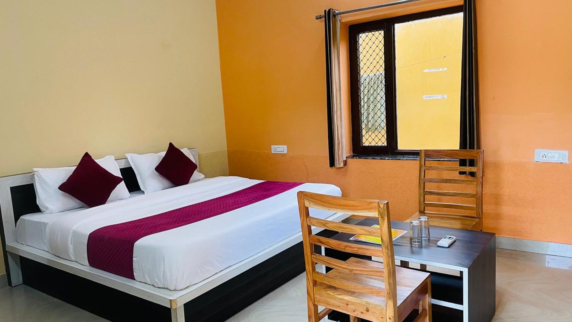 L S Haveli Hotel Пушкар Екстериор снимка